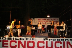 on stage Fuori