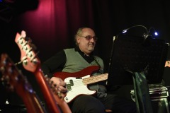 Fuori-l-onda-Alberto-Tenzi-red-Bass-by-Davide-Forti