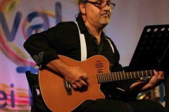 Alberto Tenzi-Guitar-Godin